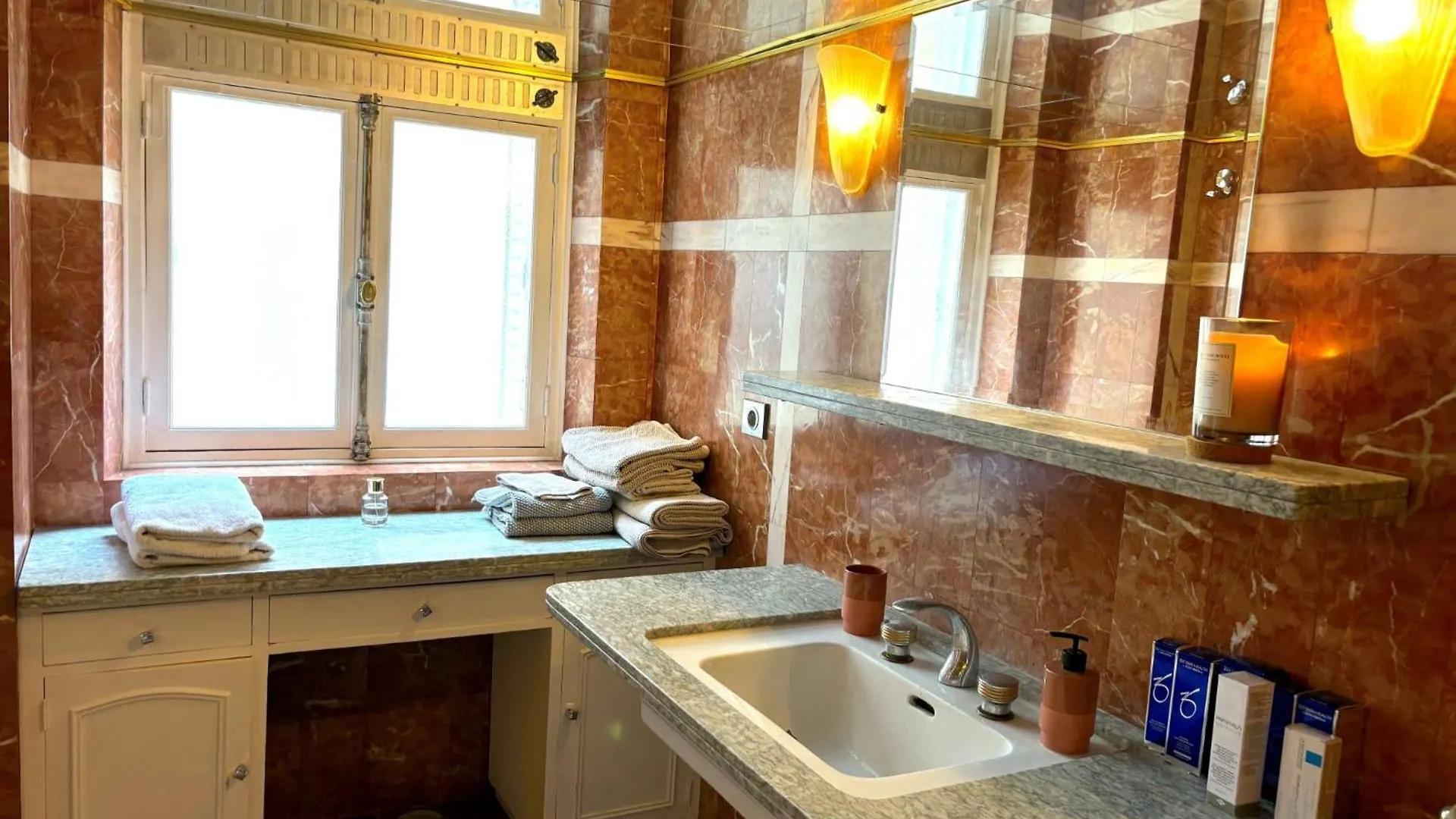 L'Appartement Vendome Paris France